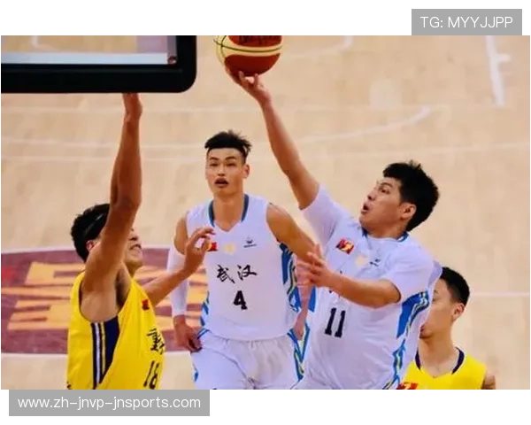 重庆球员在CBA的现役与退役数据统计 重庆球员在CBA的现役与退役数据统计