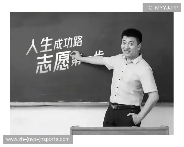 学子感恩张雪峰老师如同运动员致敬启蒙教练的培育之恩 学子感恩张雪峰老师如同运动员致敬启蒙教练的培育之恩